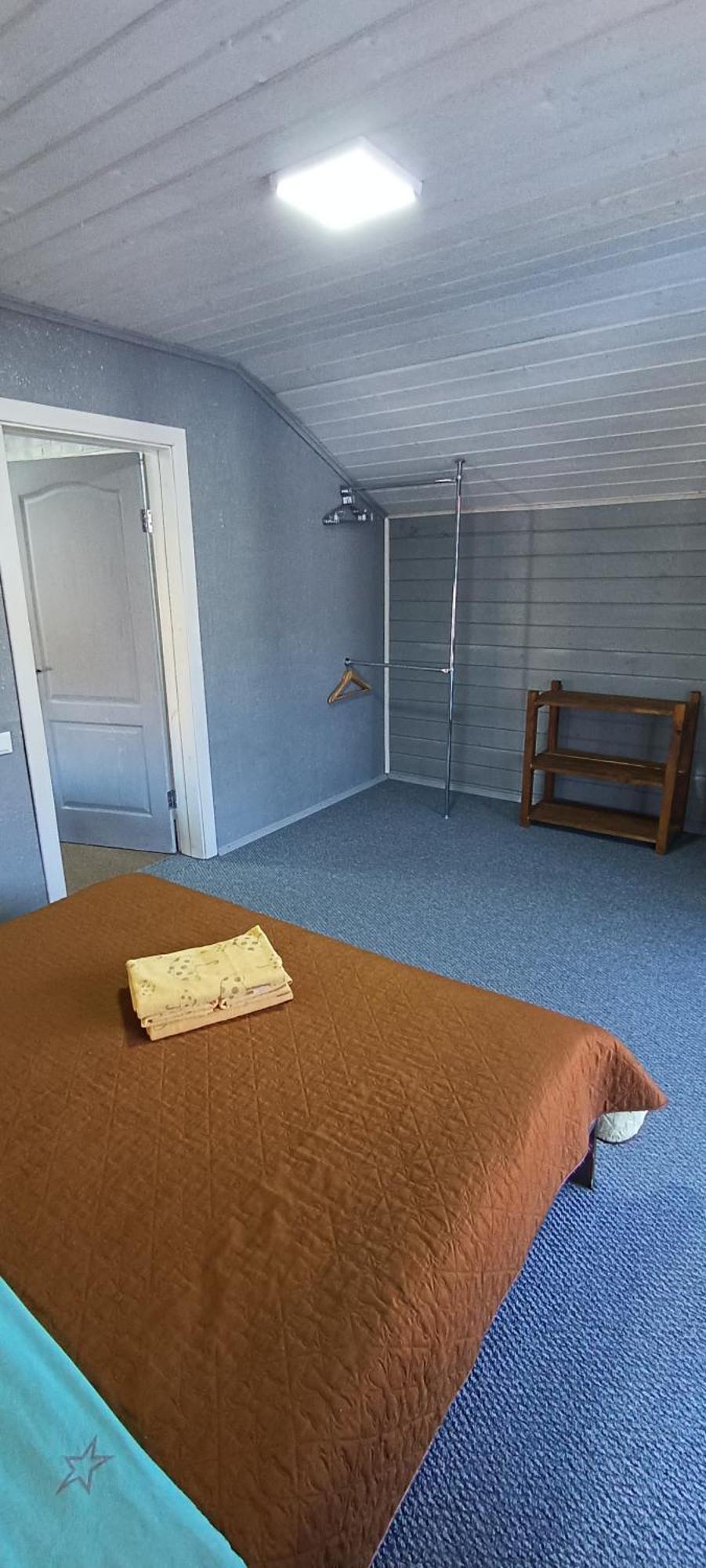 Holiday home янчар з басейном Mykulychyn